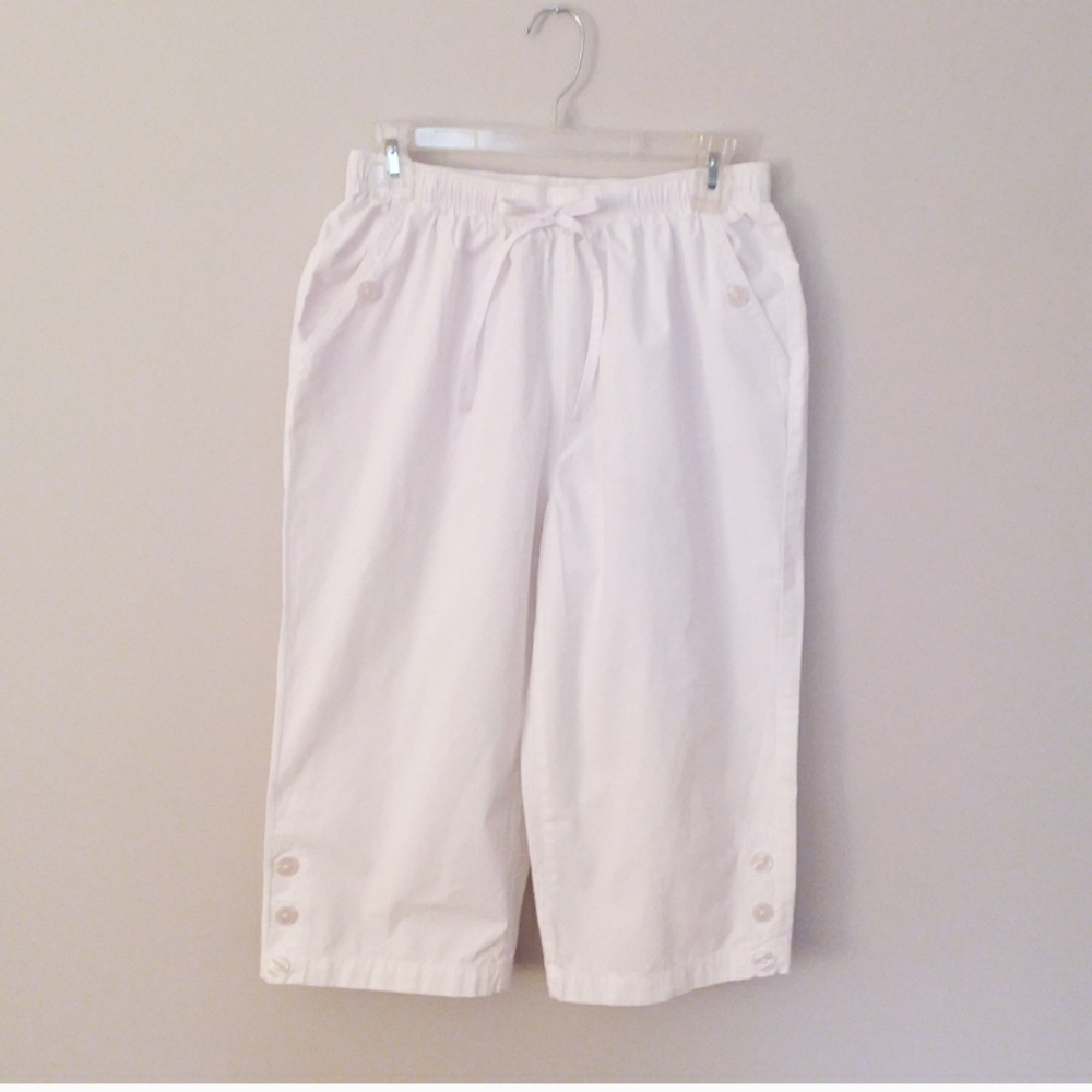 4/$20 Kim Rogers White Capris Tie Waist Size MP